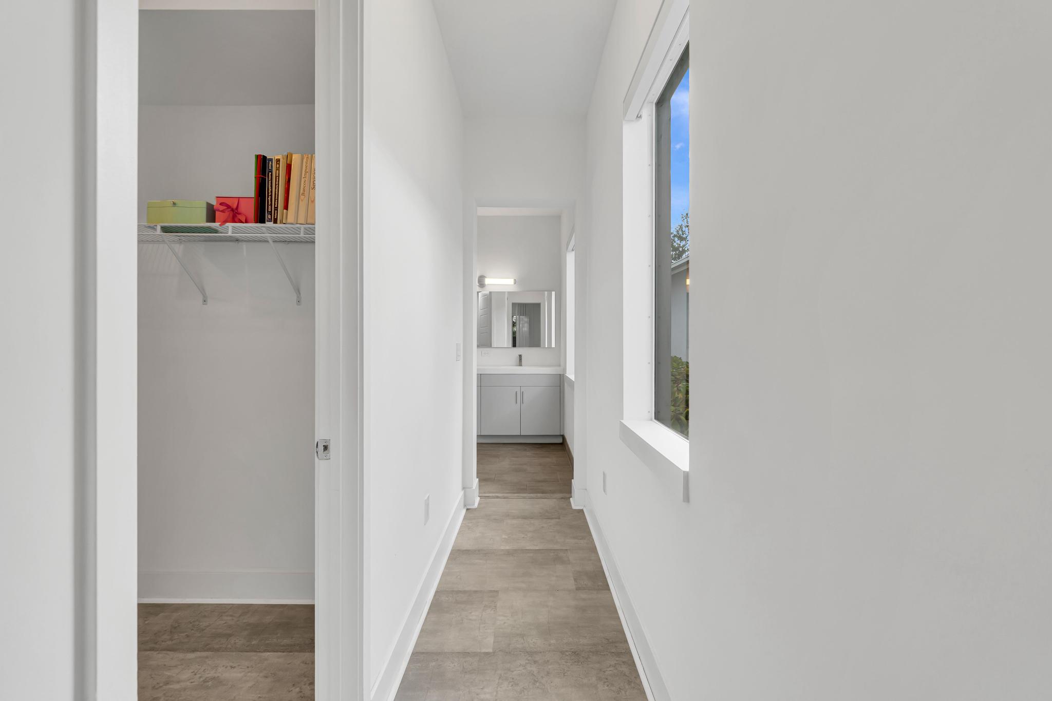 Single-family home for sale in Venetian Parc Miami casa unifamiliar en venta en Venetian Parc Richmond West