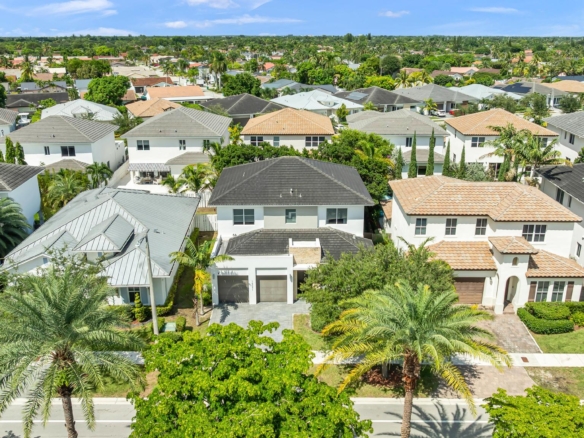Casa en Venta en Venetian Parc Richmond West | 6 Habitaciones