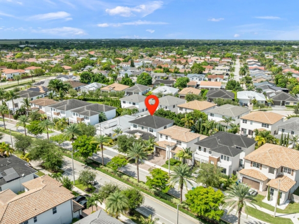 Casa en Venta en Venetian Parc Richmond West | 6 Habitaciones