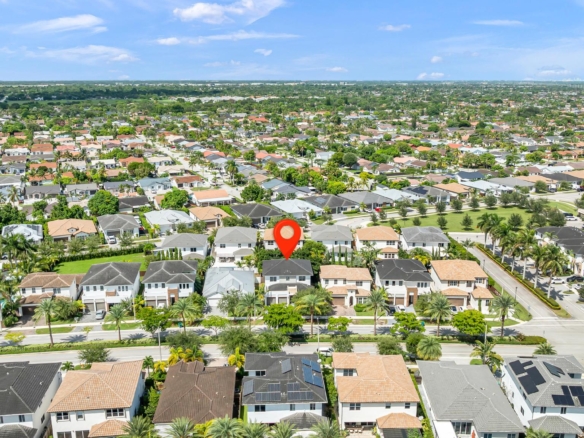 Casa en Venta en Venetian Parc Richmond West | 6 Habitaciones